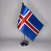 Þjóðfánar á borð