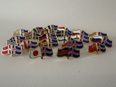 Fánamerki erlend sendiráð á Íslandi