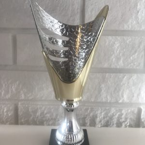 MM10-11 plastbikar 24cm