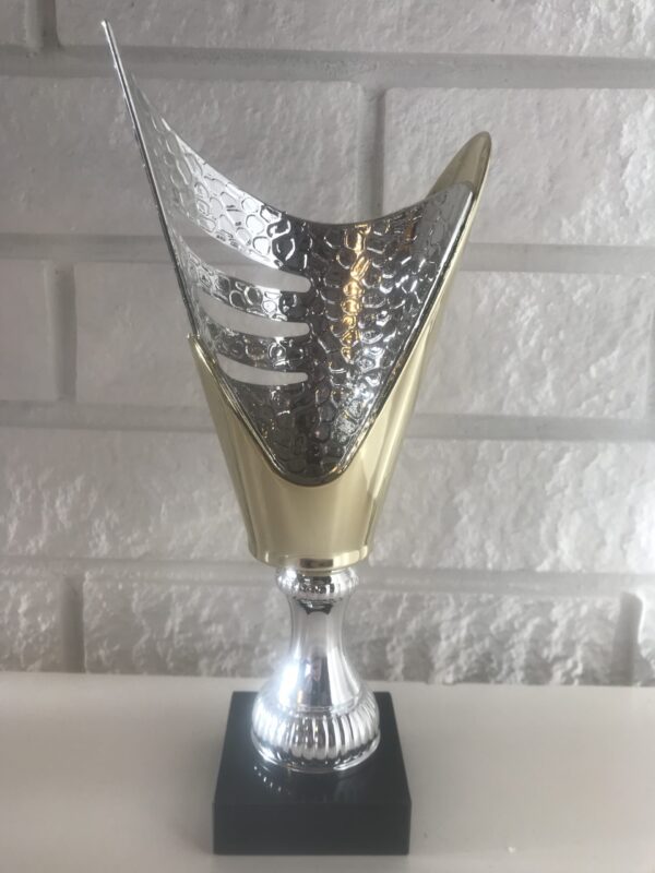 MM10-11 plastbikar 24cm