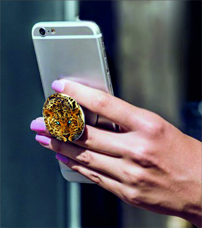 Pop Socket með 48 mismunandi merkjum.