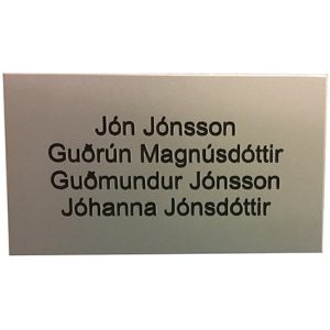 MM - Póstkassaskilti - Silfrað með svörtum stöfum